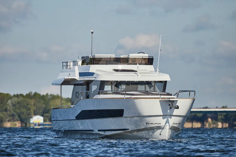 Судовой дизель Nanni N4.50 для роскошной моторной яхты BluEscape 1200